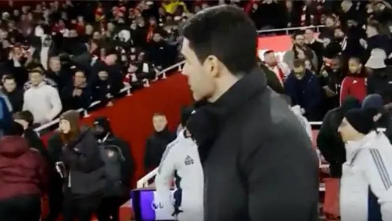 Unai Emery snubs handshake with Mikel Arteta after being demolished by former club - Ảnh 1