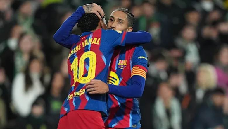 Last-eight bound: Barcelona cruise past Racing Santander in Copa del Rey - Ảnh 2