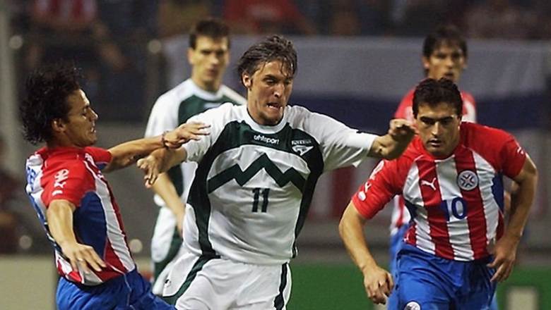 Who got the fastest red card in the World Cup? Ranking the most infamous early dismissals - Ảnh 3