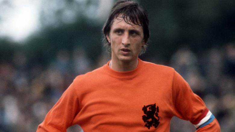 The greatest Netherlands players of all time: Johan Cruyff vs. Marco van Basten for the top spot - Ảnh 1