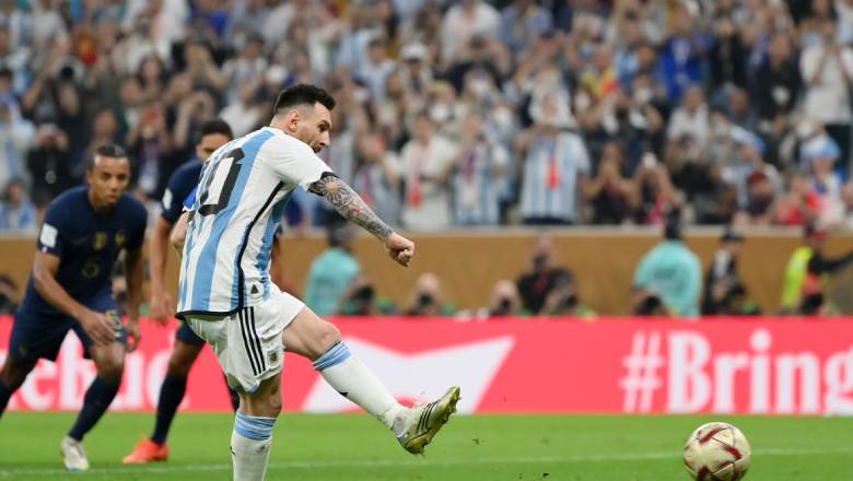 What is a penalty kick in football? The players with the most goals in history - Ảnh 2